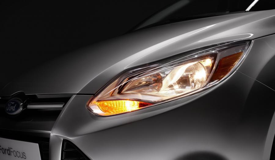  Ford Focus 2011 года  (фото 28 из 54)